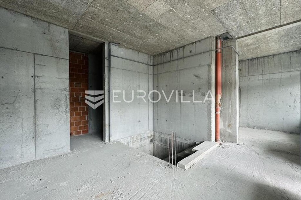 Image 6339046 - 1