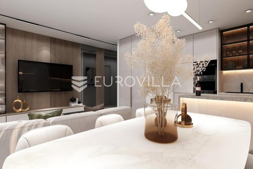 Thumbnail 6339063 - 11