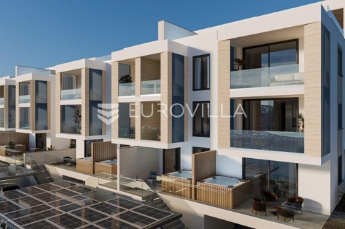 Thumbnail 6339074 - 12