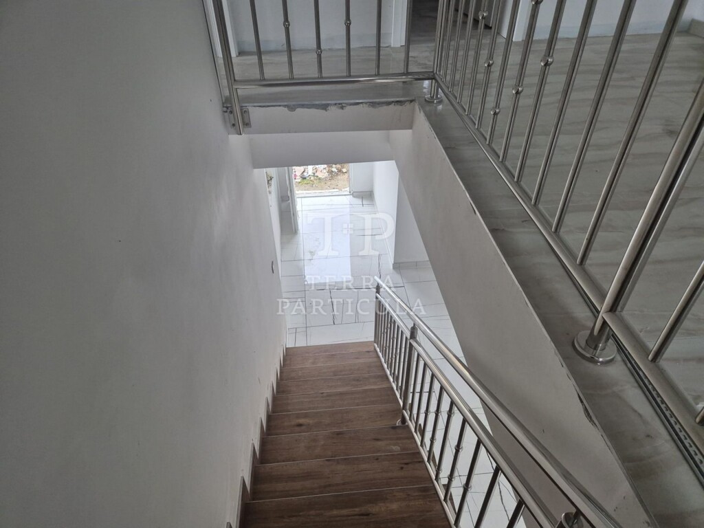 Image 6339083 - 7