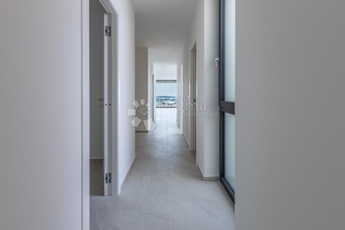 Thumbnail 6339086 - 7