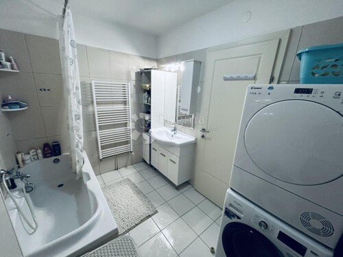 Thumbnail 6339098 - 7