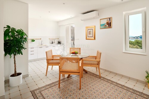 Thumbnail 6339111 - 3