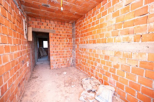Thumbnail 6339143 - 5