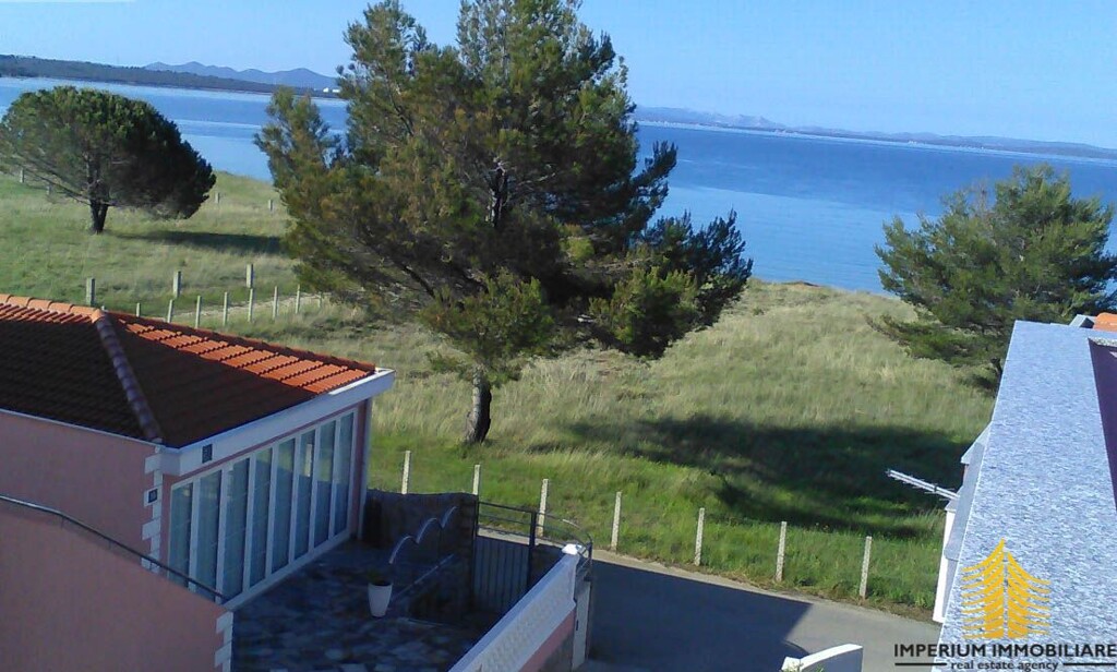 Image 6339298 - 7