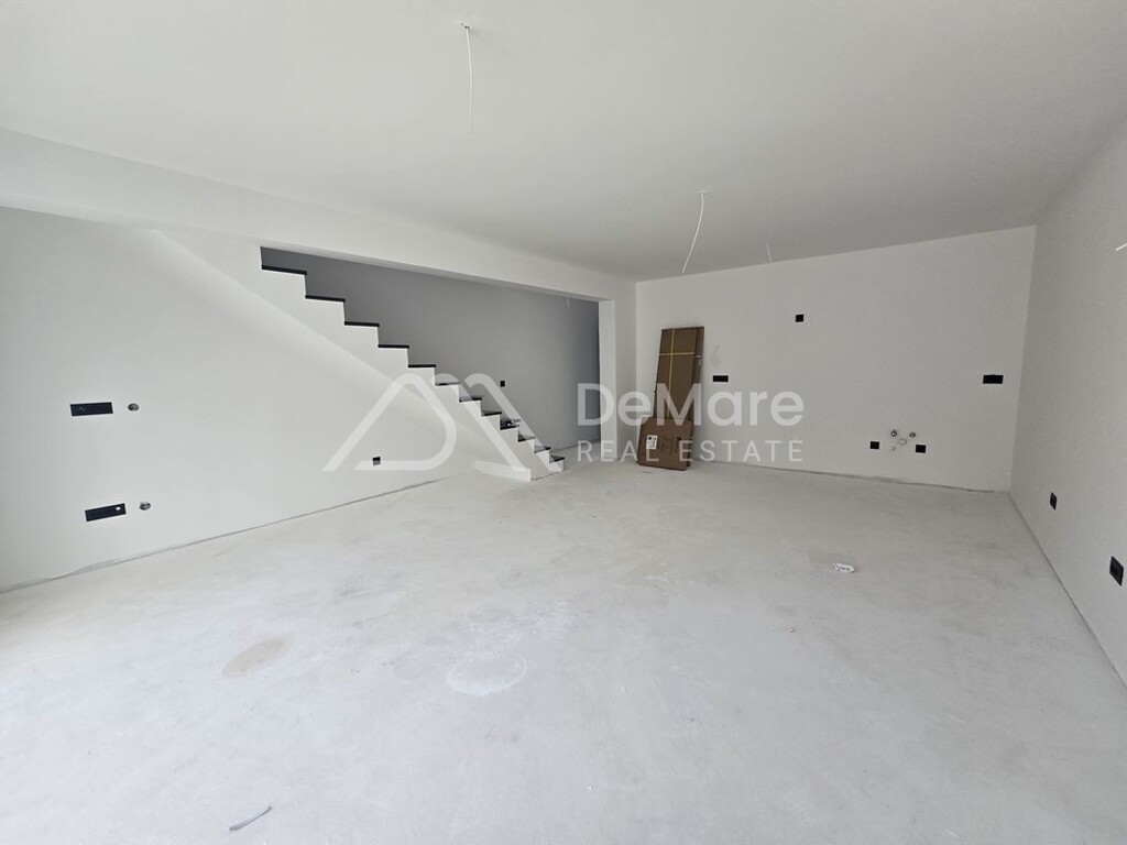 Image 6339347 - 7