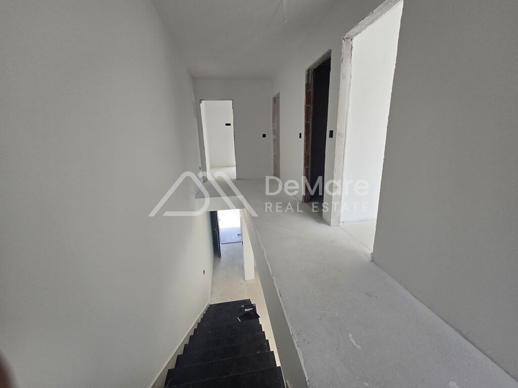 Image 6339347 - 9