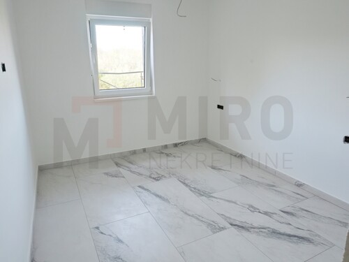 Thumbnail 6339387 - 6