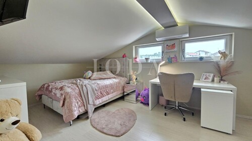 Thumbnail 6339695 - 13