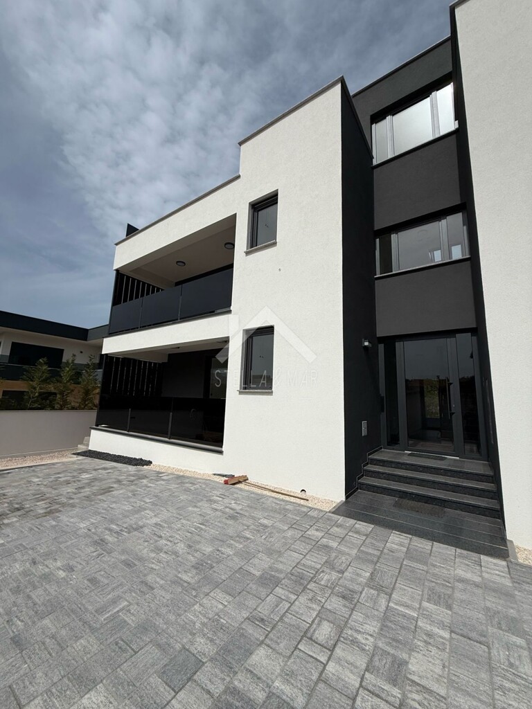 Image 6339713 - 2