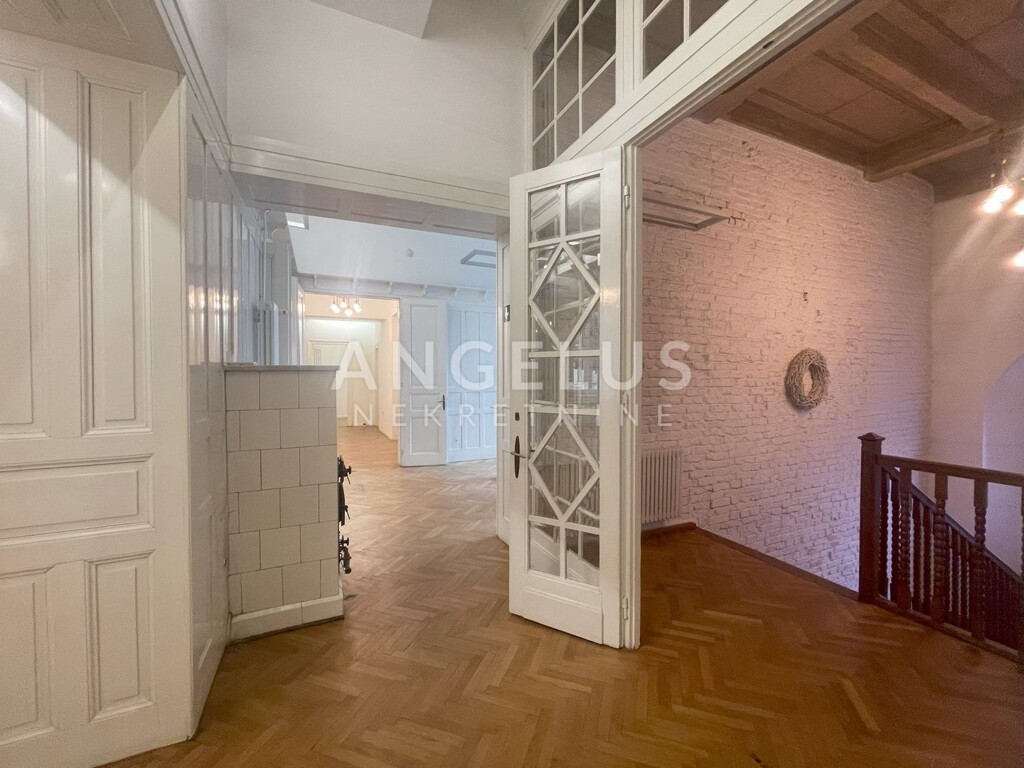 Image 6339787 - 7