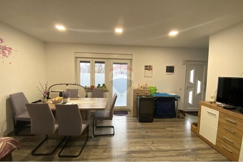 Thumbnail 6339794 - 7