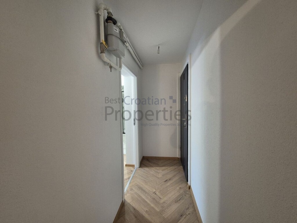 Image 6339830 - 11