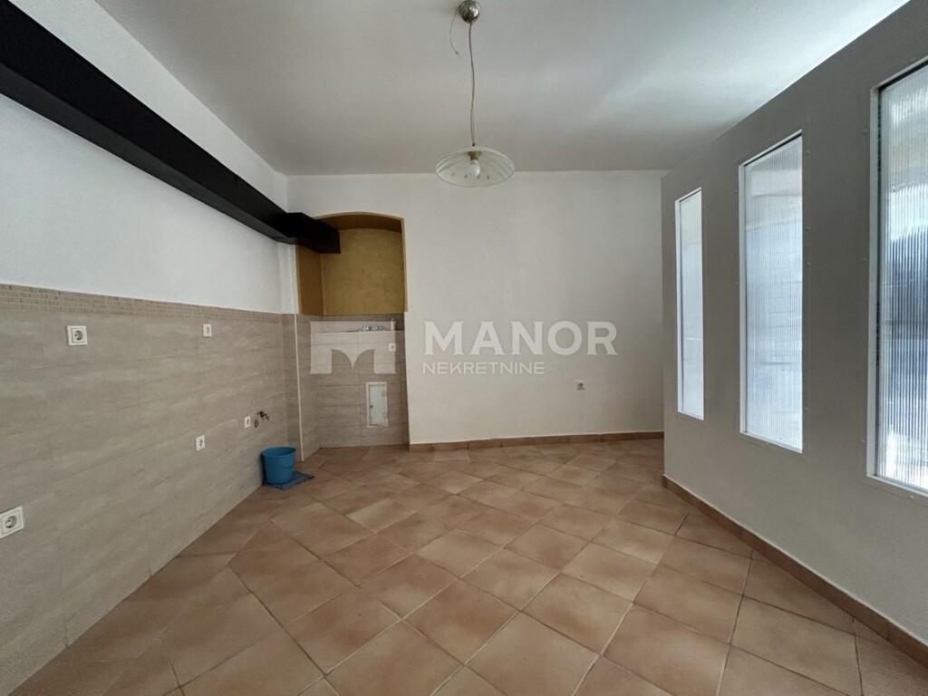 Image 6339835 - 4