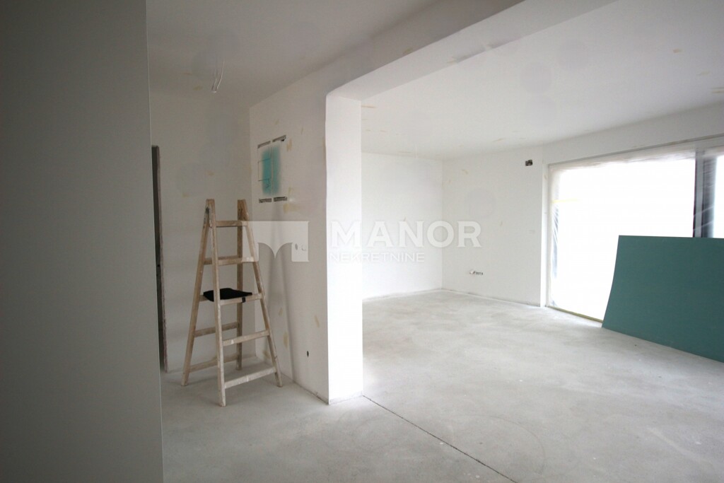 Image 6339838 - 5