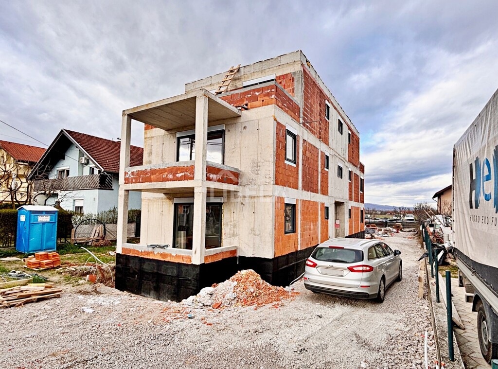 Image 6339844 - 4