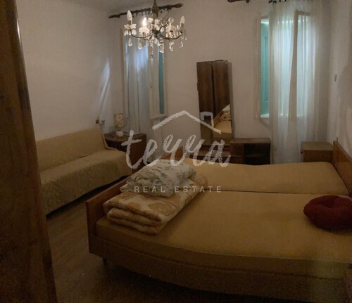 Thumbnail 6340047 - 4