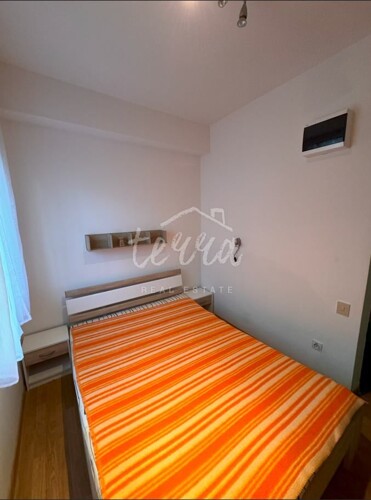 Thumbnail 6340066 - 4