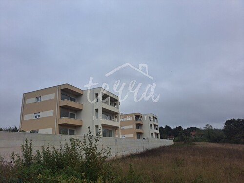 Žminj, trosoban stan na drugom katu moderne novogradnje A7