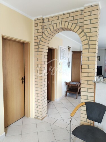 Thumbnail 6340153 - 10