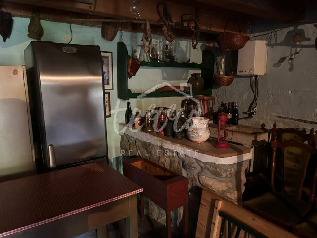 Image 6340160 - 9