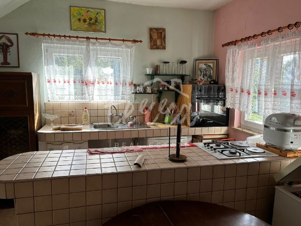 Image 6340160 - 7