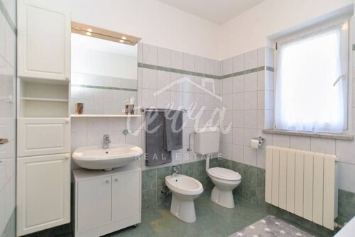 Thumbnail 6340169 - 8