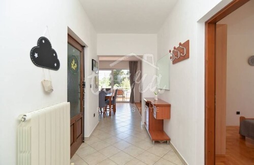 Thumbnail 6340169 - 11