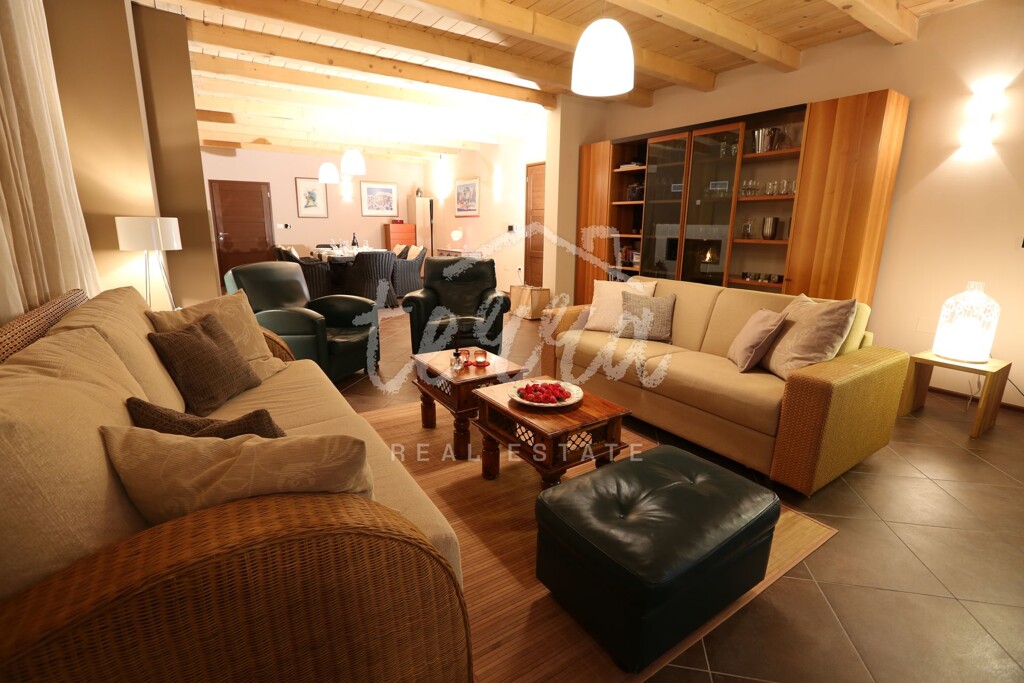 Image 6340200 - 6