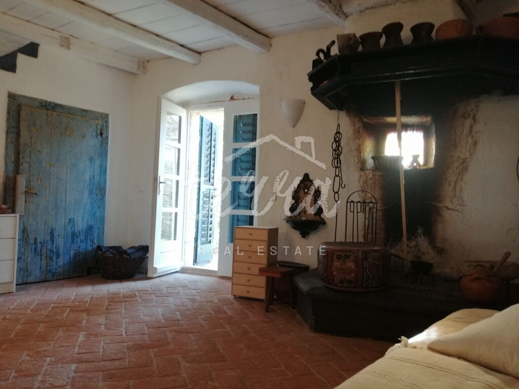 Image 6340255 - 7