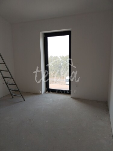 Thumbnail 6340310 - 10