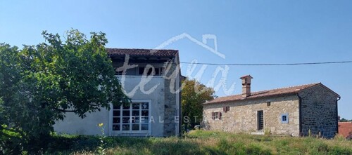 Thumbnail 6340316 - 3
