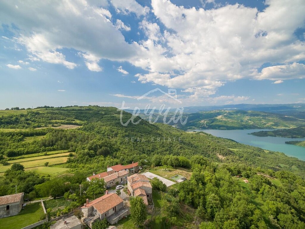 Image 6340324 - 1