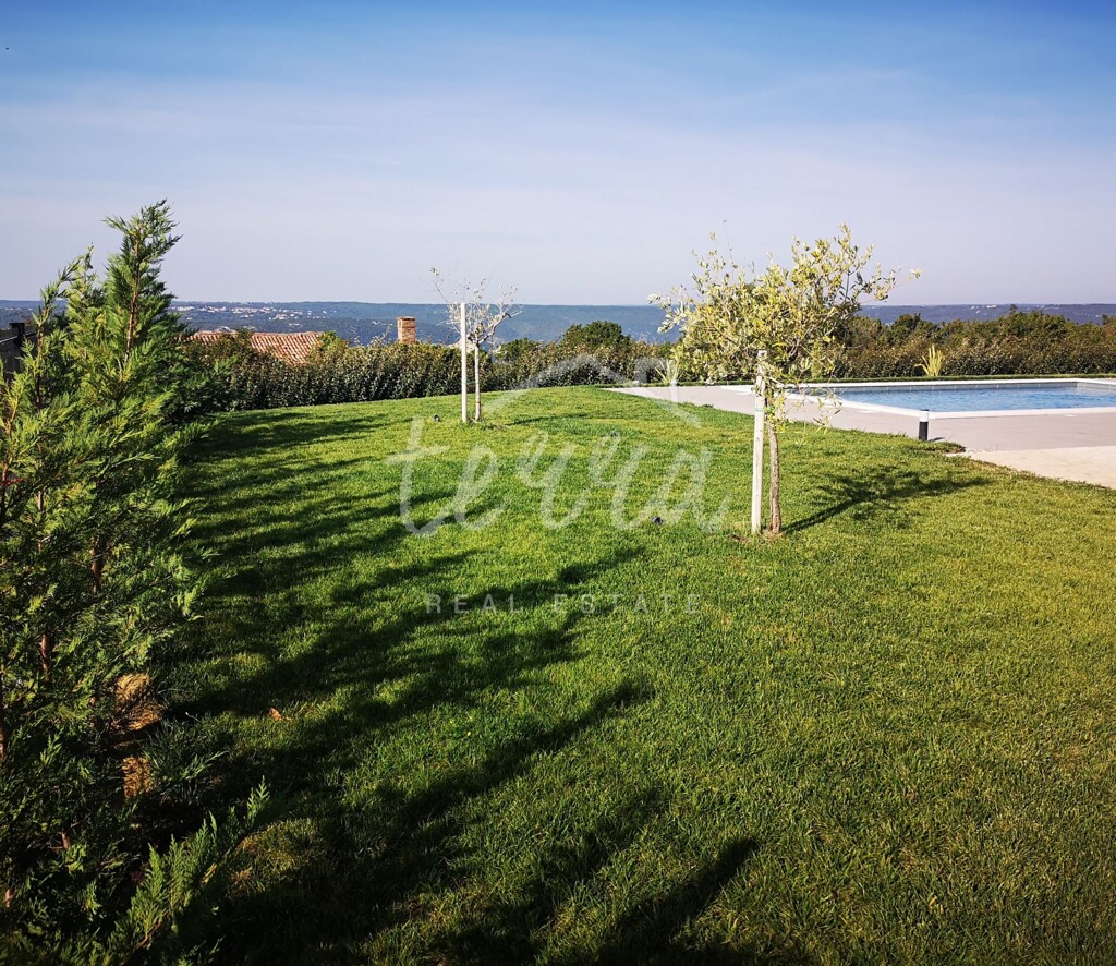 Image 6340330 - 17