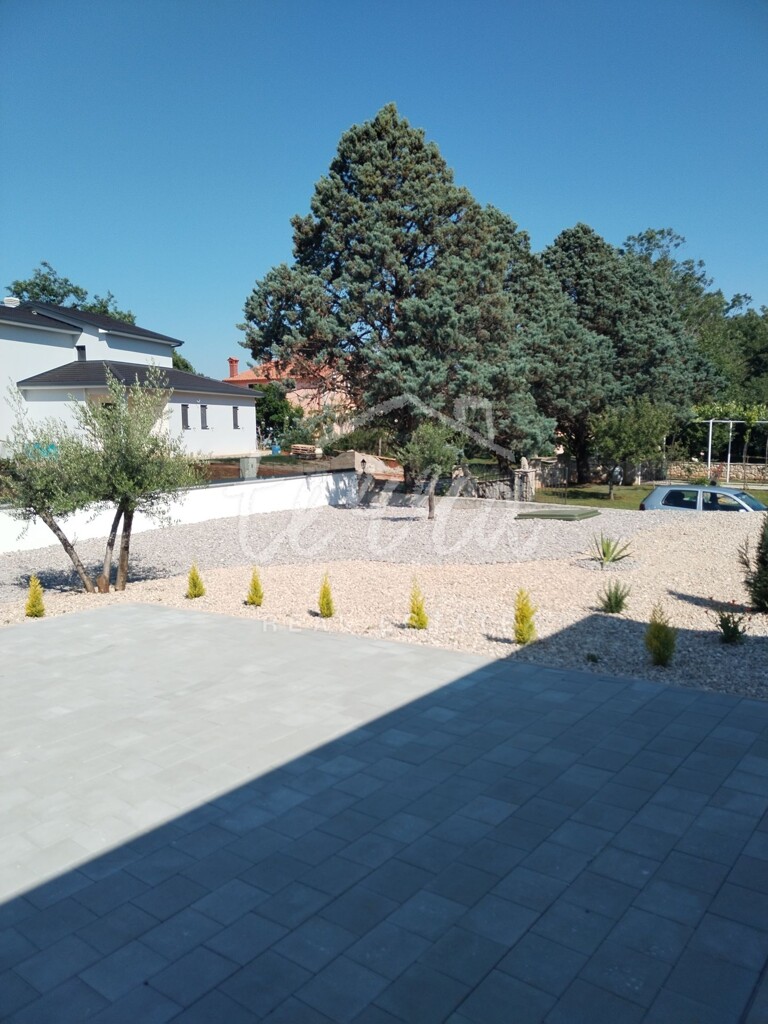 Image 6340357 - 7