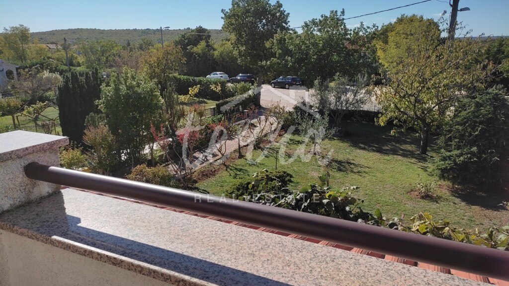 Image 6340359 - 8