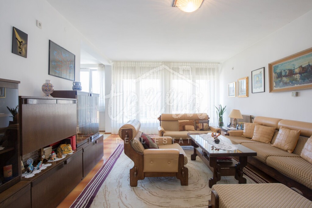 Image 6340415 - 2