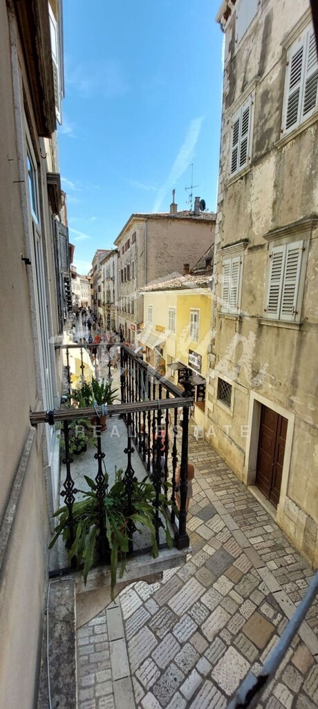 Image 6340420 - 1