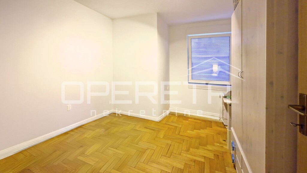 Image 6340570 - 9