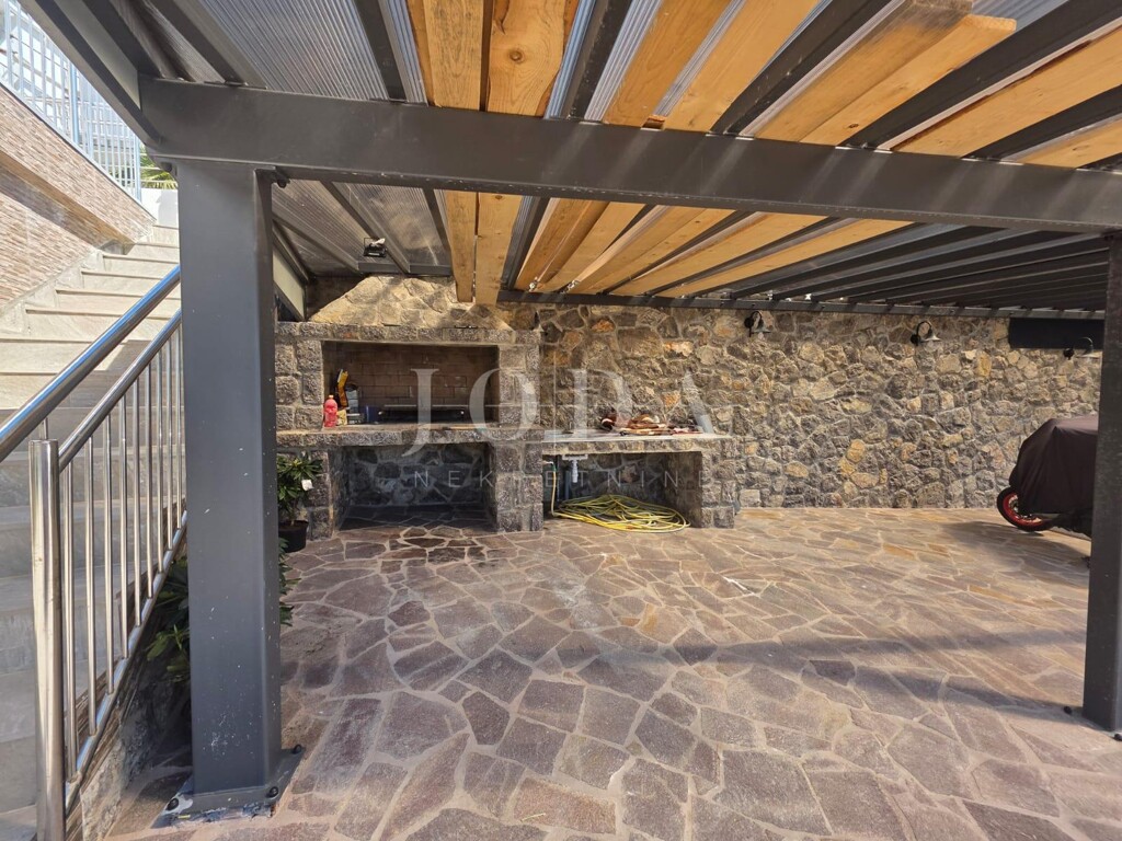 Image 6340673 - 3