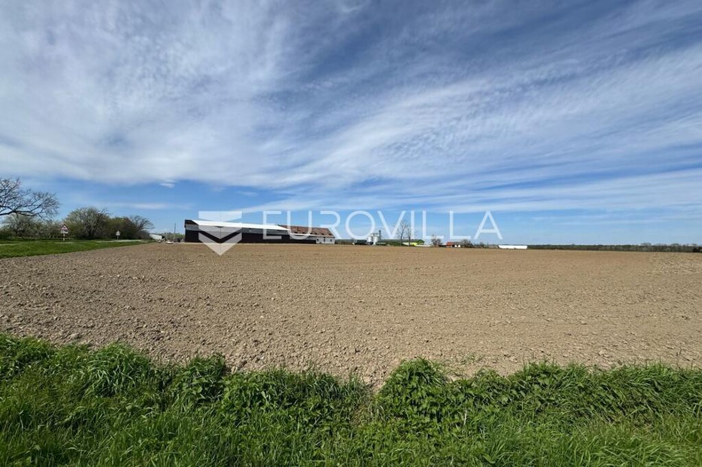 Image 6340677 - 7