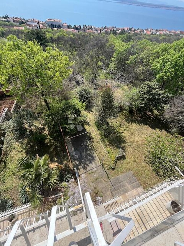 Image 6340720 - 7