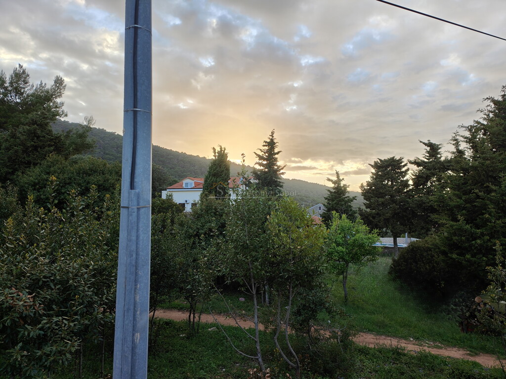 Image 6340745 - 7