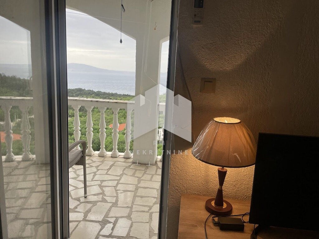 Image 6340773 - 8