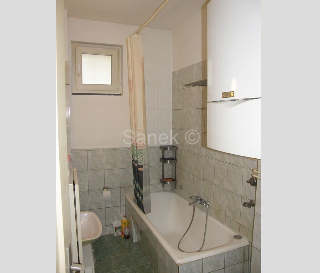 Image 6340778 - 9