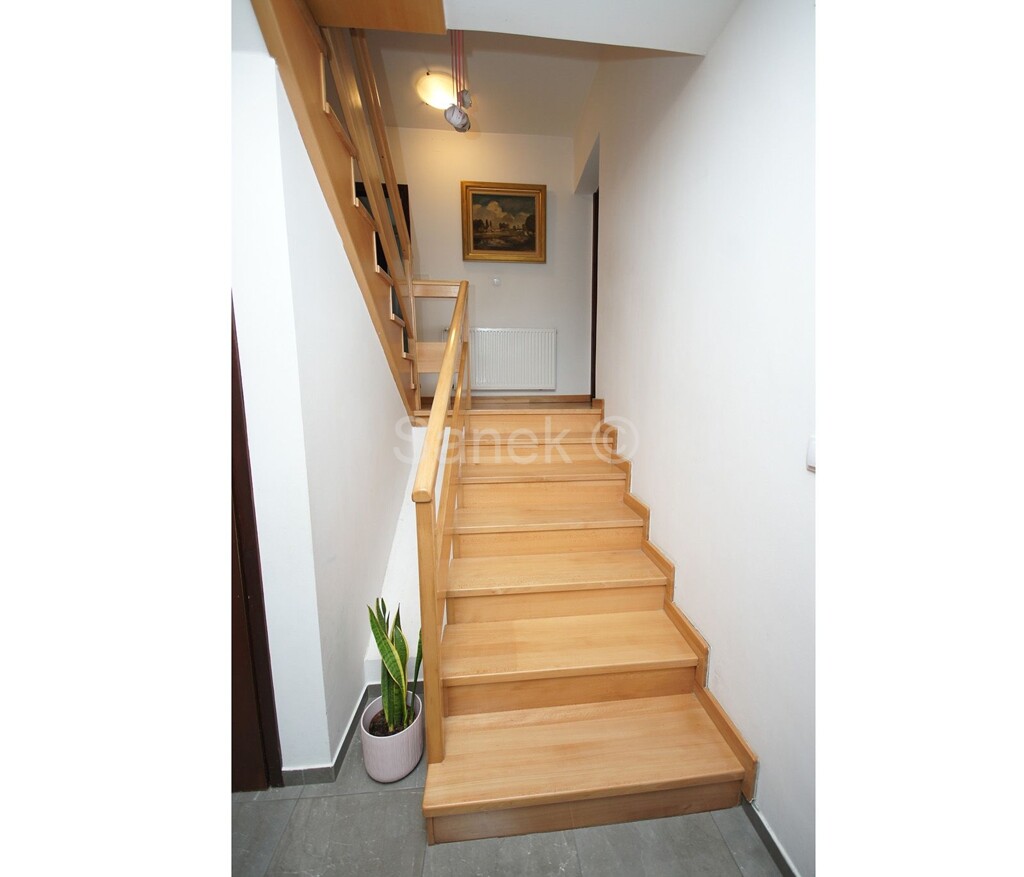 Image 6340780 - 7