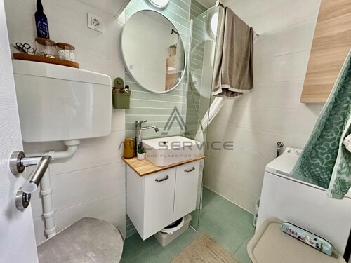 Thumbnail 6340799 - 10