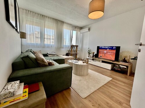 Thumbnail 6340799 - 1