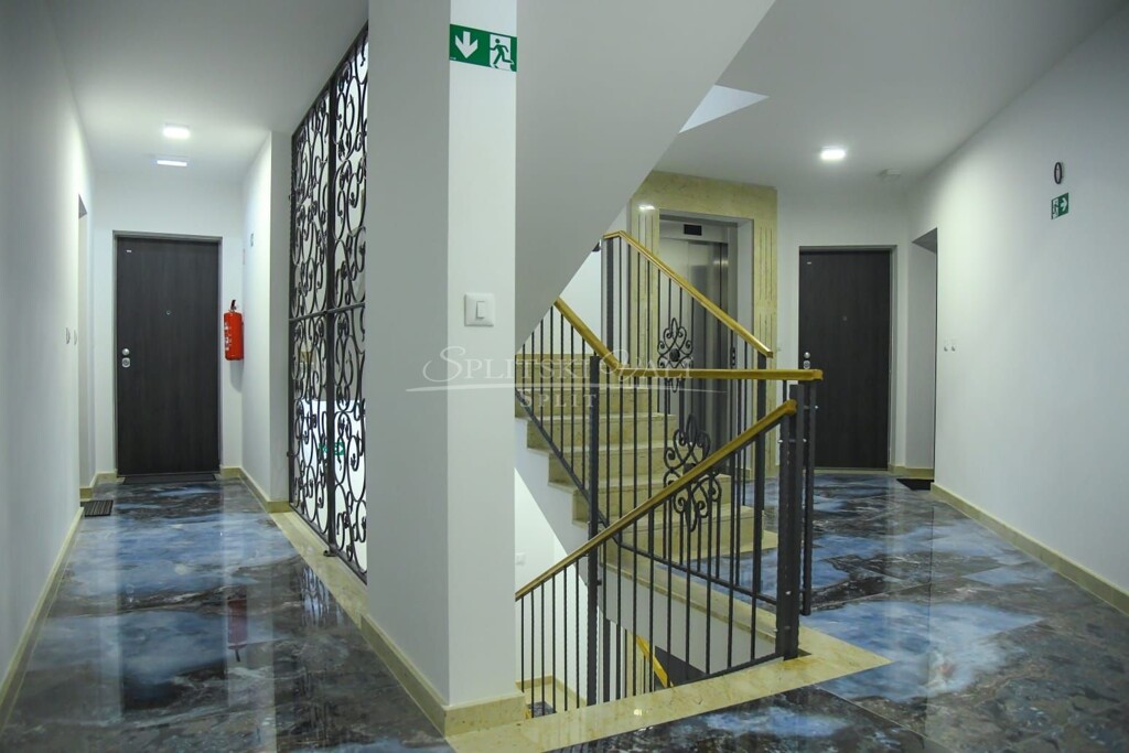 Image 6340831 - 4