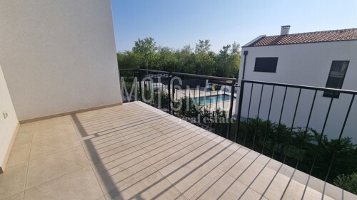 Thumbnail 6340836 - 6